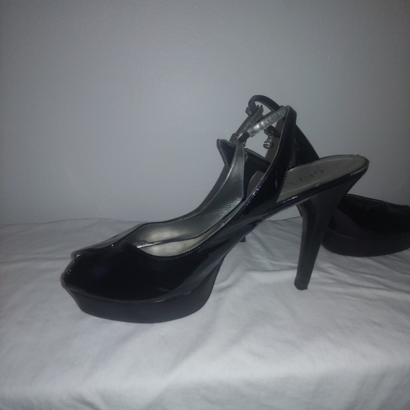 Black pleather slingback peeptoe heels - Picture 4 of 13